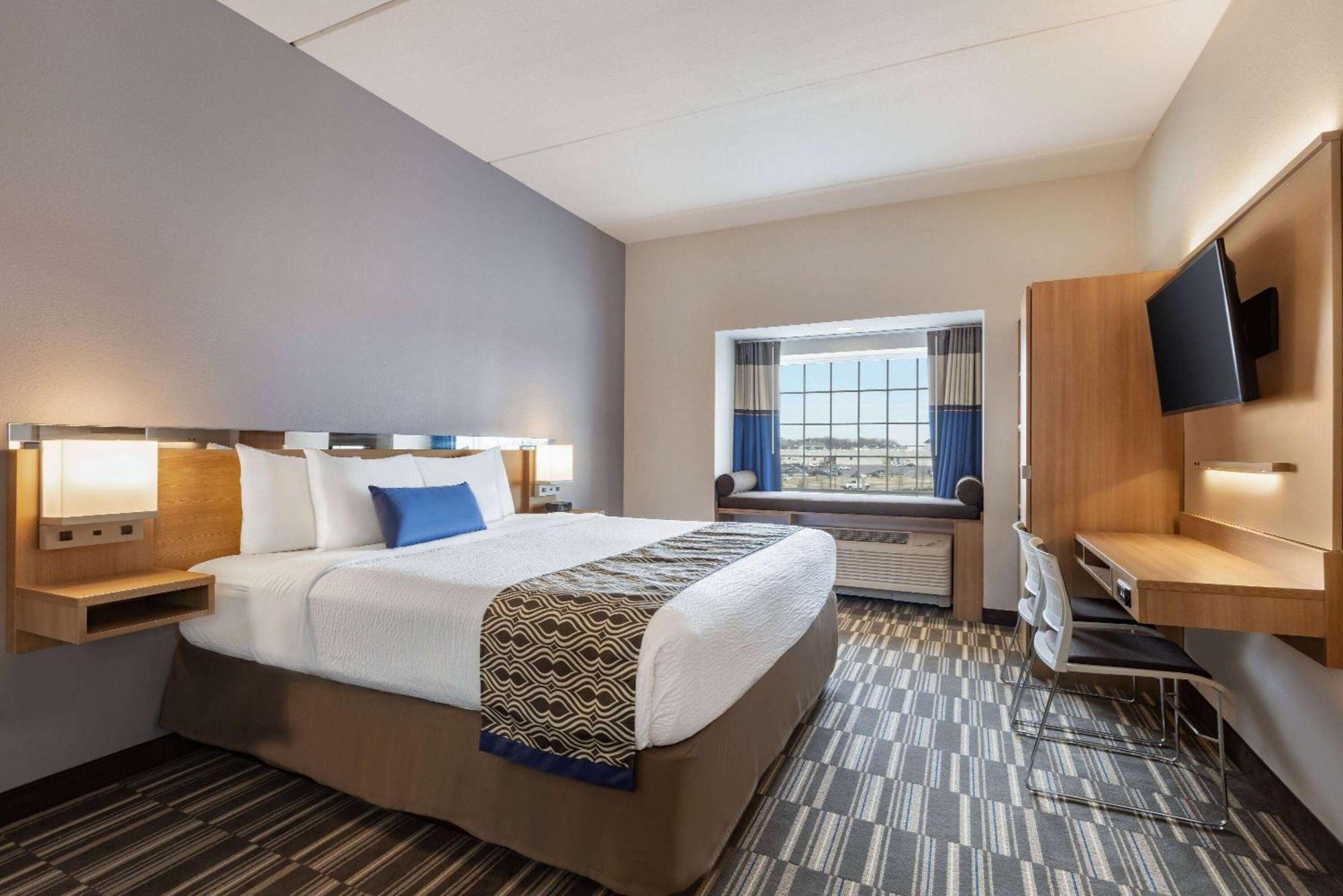 Microtel Inn & Suites By Wyndham Gambrills Odenton Exterior foto