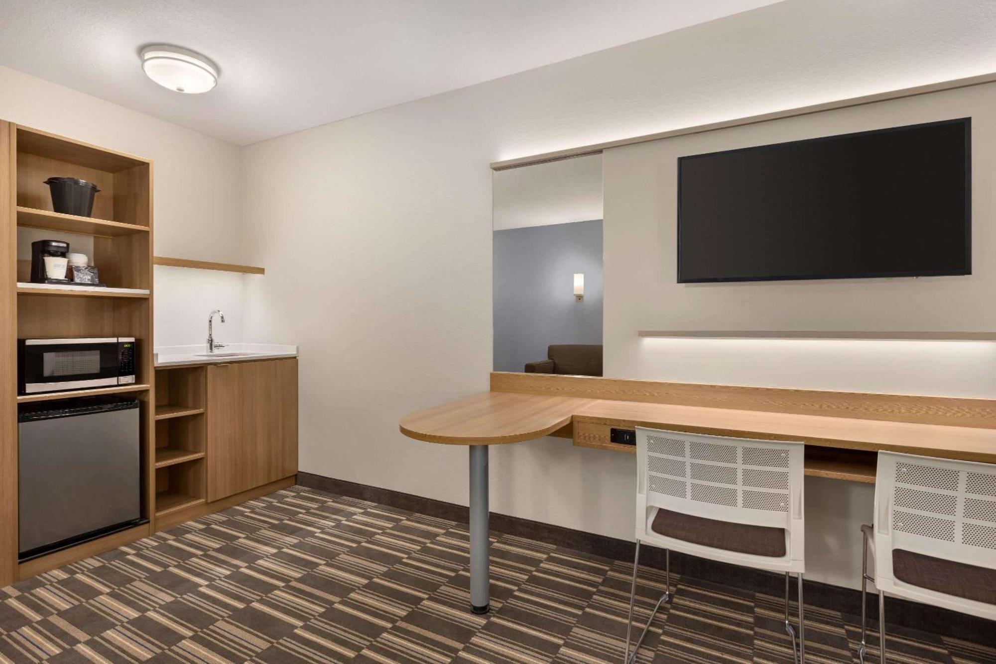 Microtel Inn & Suites By Wyndham Gambrills Odenton Exterior foto